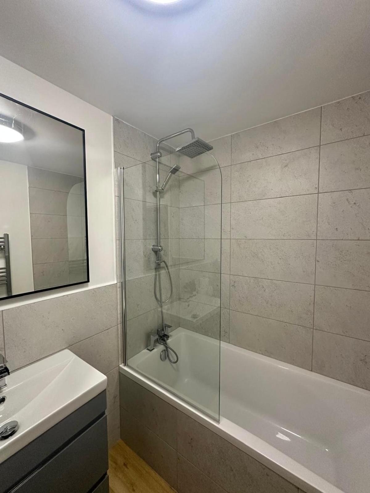 Holyrood Central Apartment Edinburgh Bagian luar foto